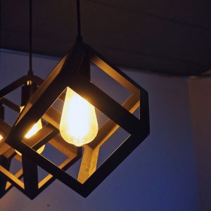 En lampa är inte bara en inredningsdetalj